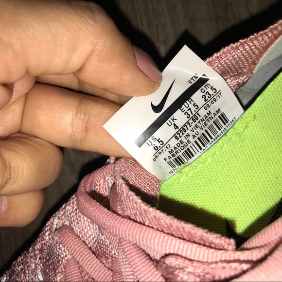 SALE‼️ Nike Air Zoom Fearless Flyknit Lux 👟👟👟 - Picture 5 of 7